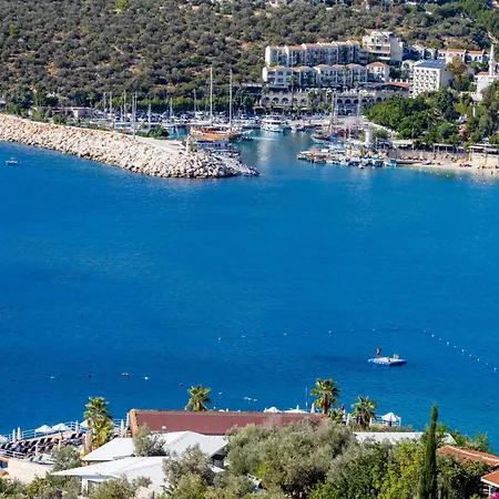 Lumineux Kalkan Каш