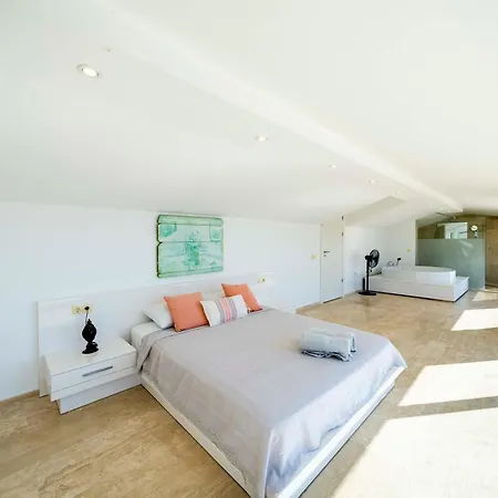 Lumineux Kalkan * Каш