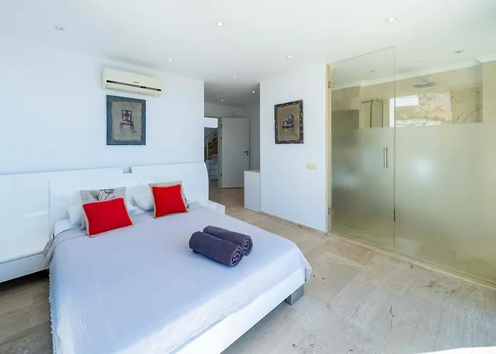 Lumineux Kalkan Willa