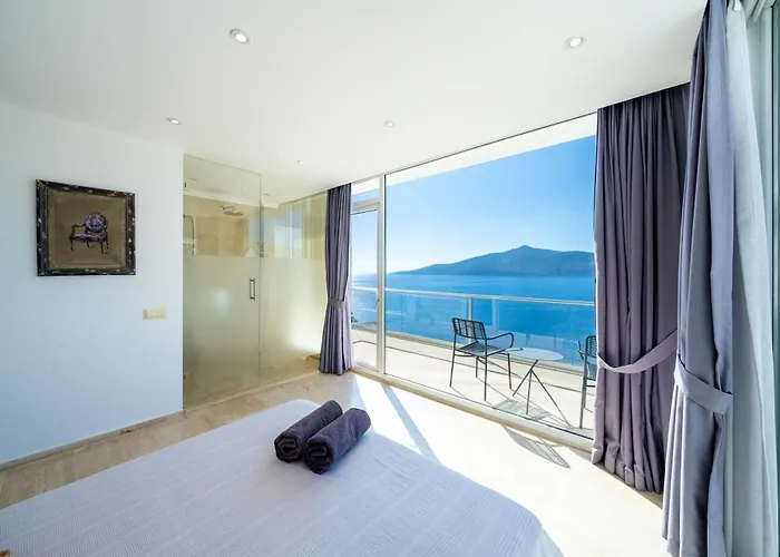 Lumineux Kalkan Villa *