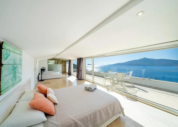 Lumineux Kalkan Villa