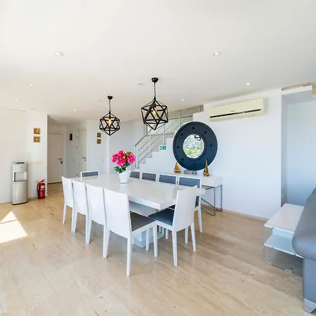 Lumineux Kalkan