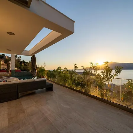 Lumineux Kalkan *